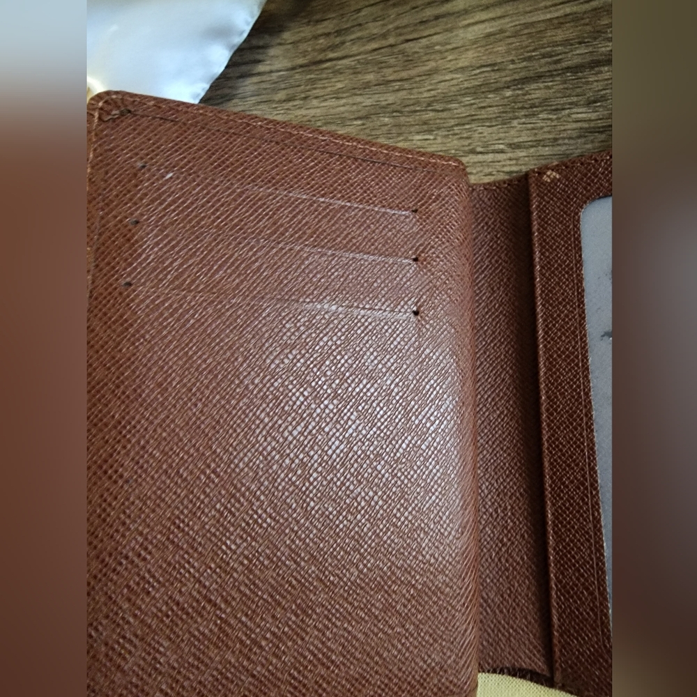 Louis Vuitton Monogram Black and Gold Wallet - Picture 10 of 16